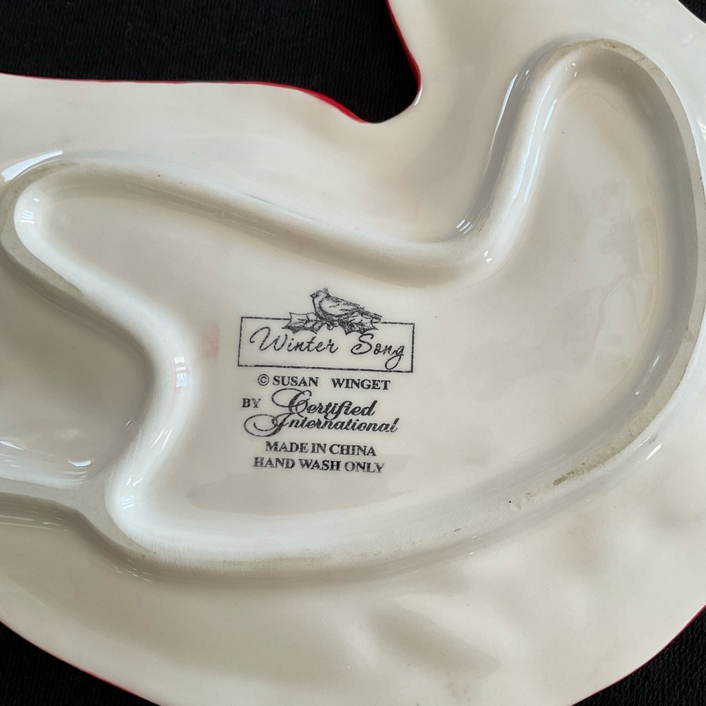 Winter Song Red Cardinal Plate - Picture 5 of 5